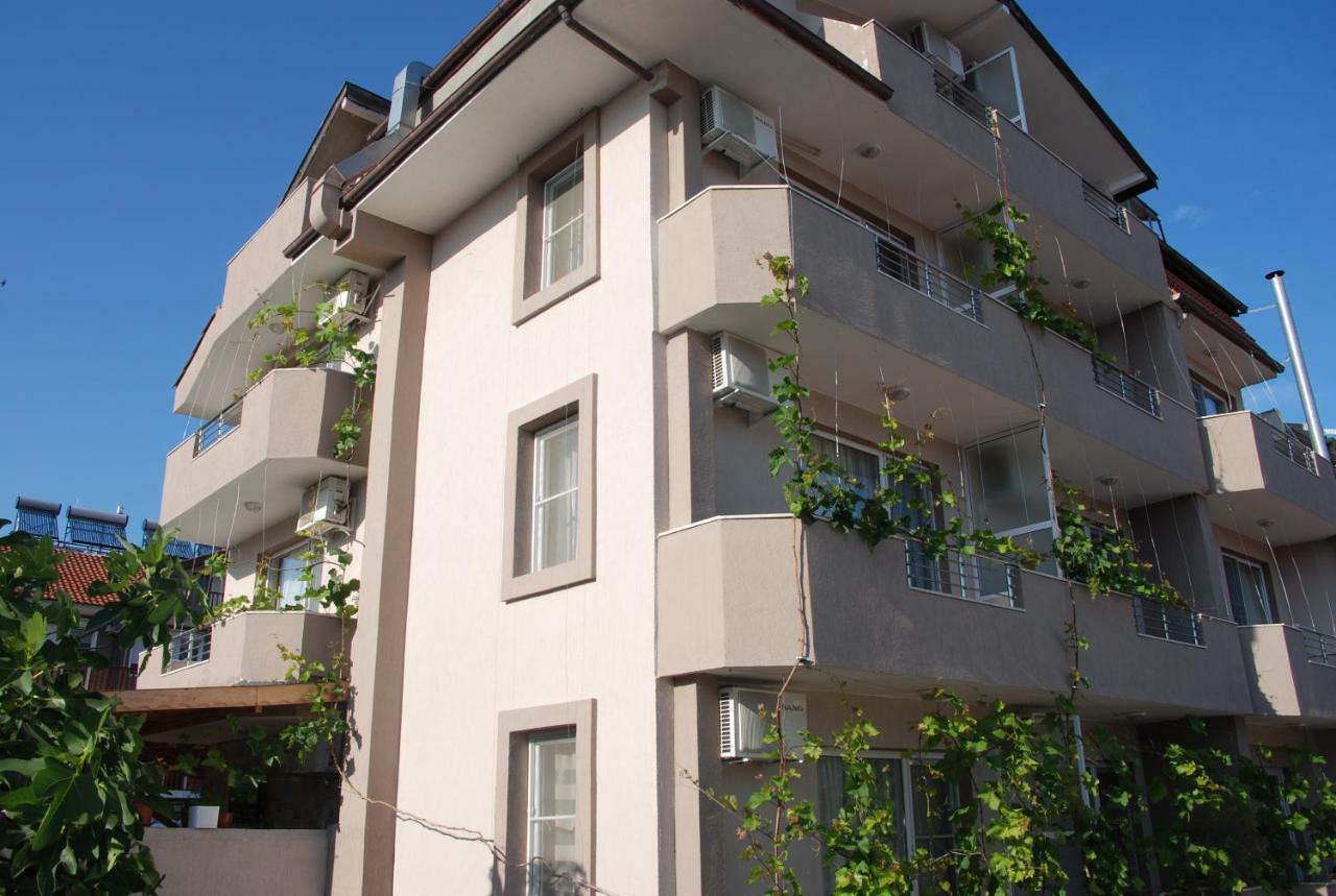 Rodos House Hotell Pomorie Exteriör bild